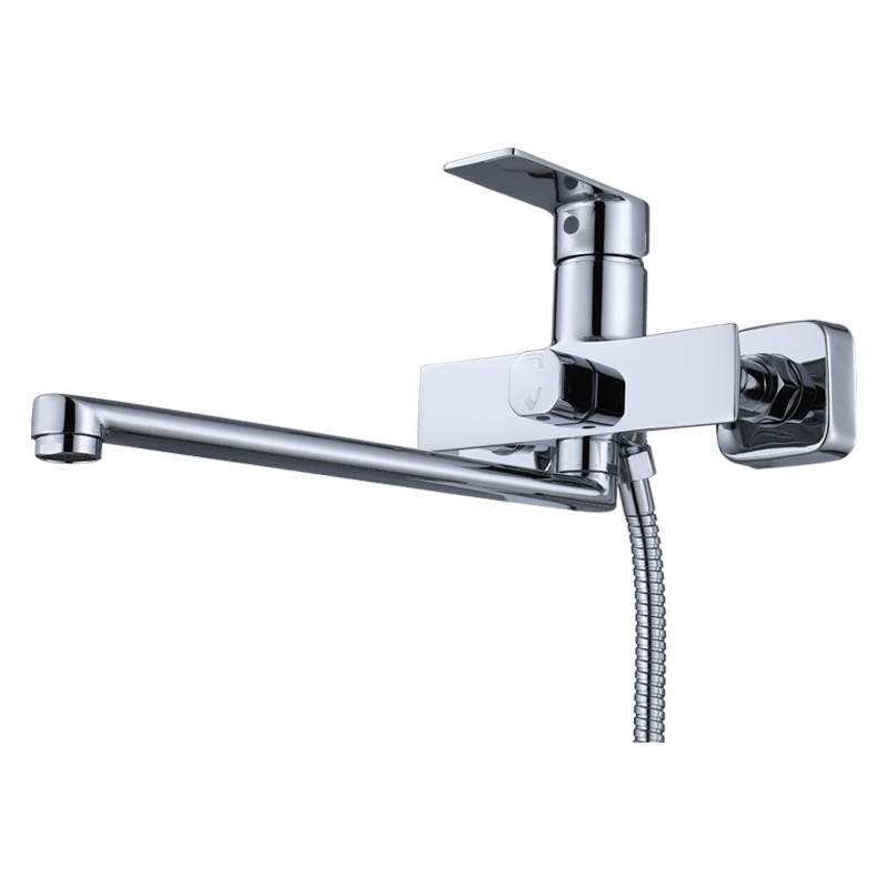 Смеситель для ванны с длинным изливом FENDI