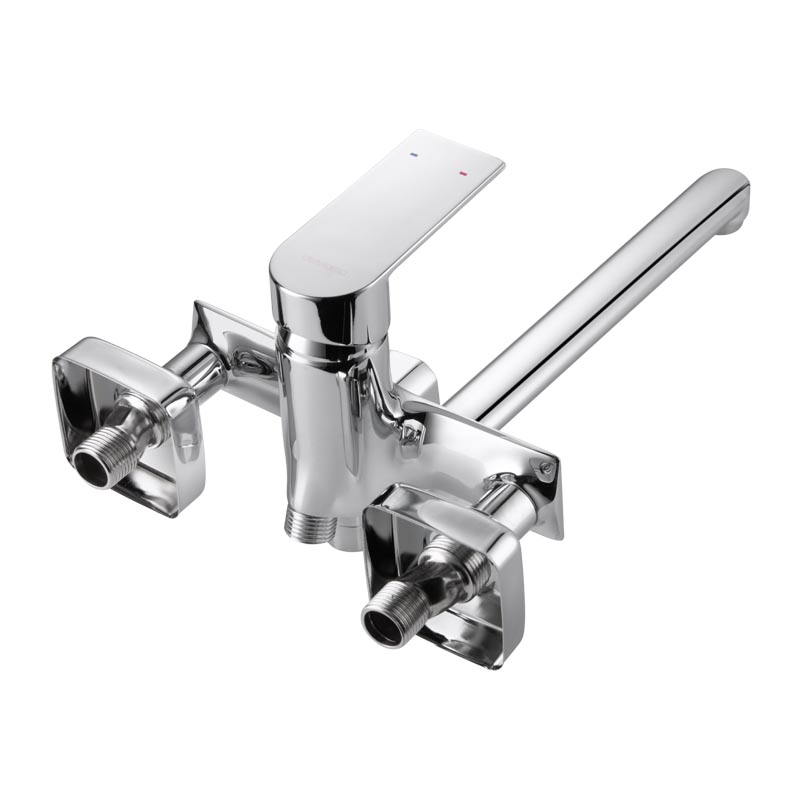 Смеситель для ванны с длинным изливом FENDI