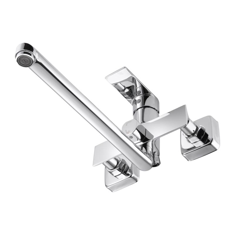 Смеситель для ванны с длинным изливом FENDI